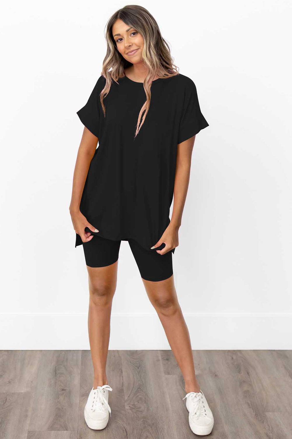 Black Solid Split Hem Tunic Tee and Tight Shorts Set