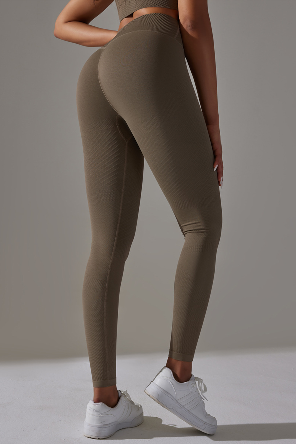 Dark Brown Solid Color High Waist Butt Lifting Active Leggings