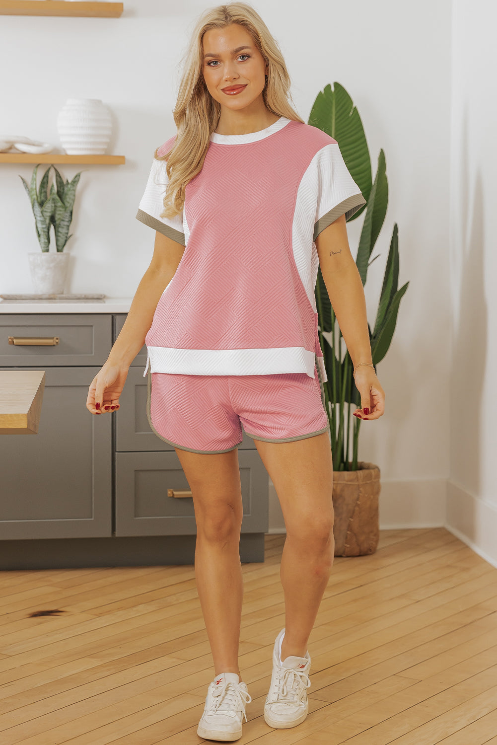 Pink Textured Colorblock Patchwork Tee Two Piece Shorts Set