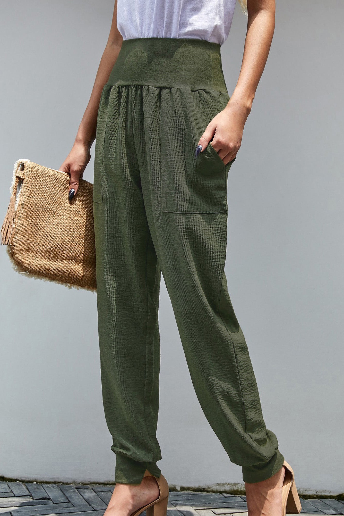 Green Pocketed Cotton Joggers